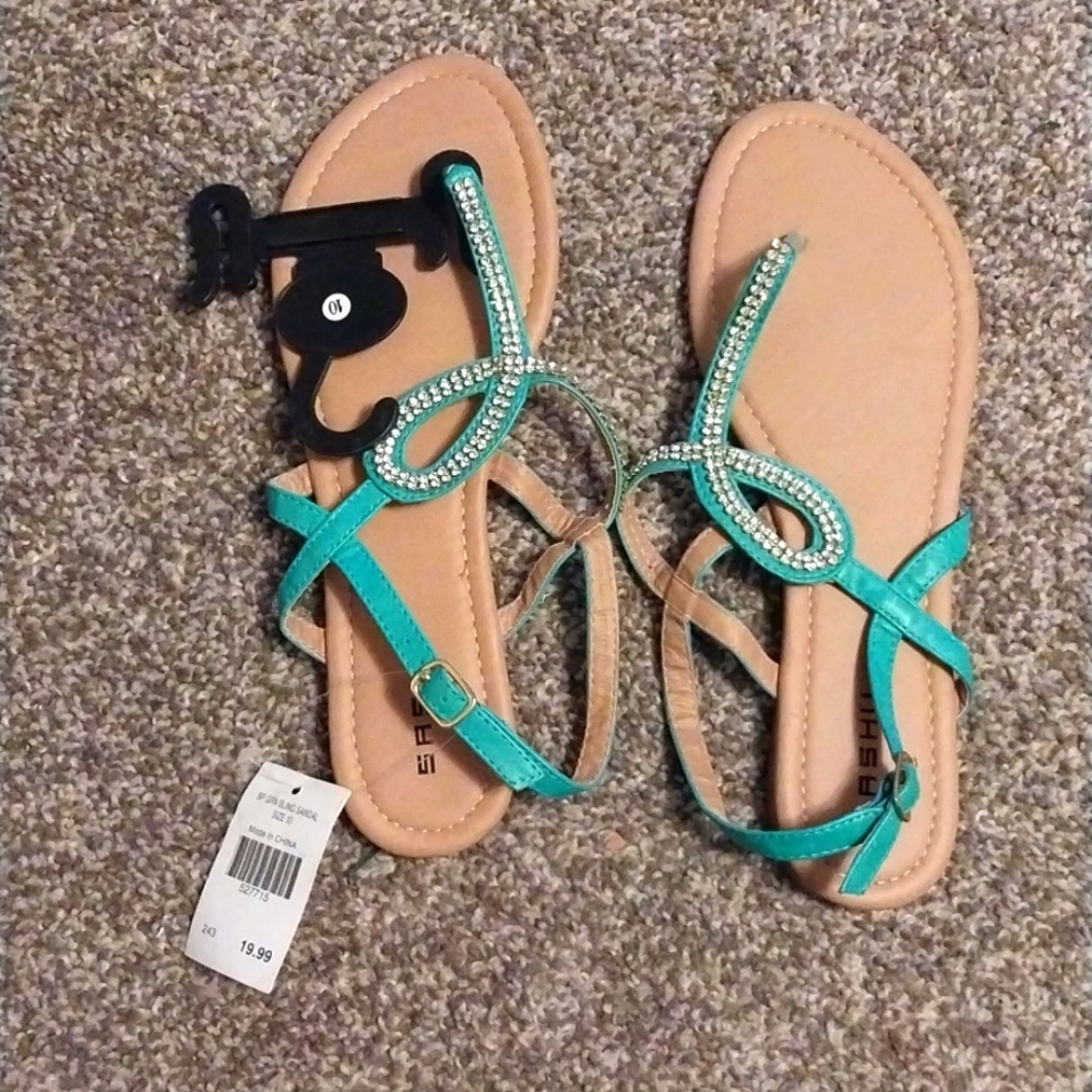 🆕️SASHU SANDALS🆕️👡 - Picture 4 of 5